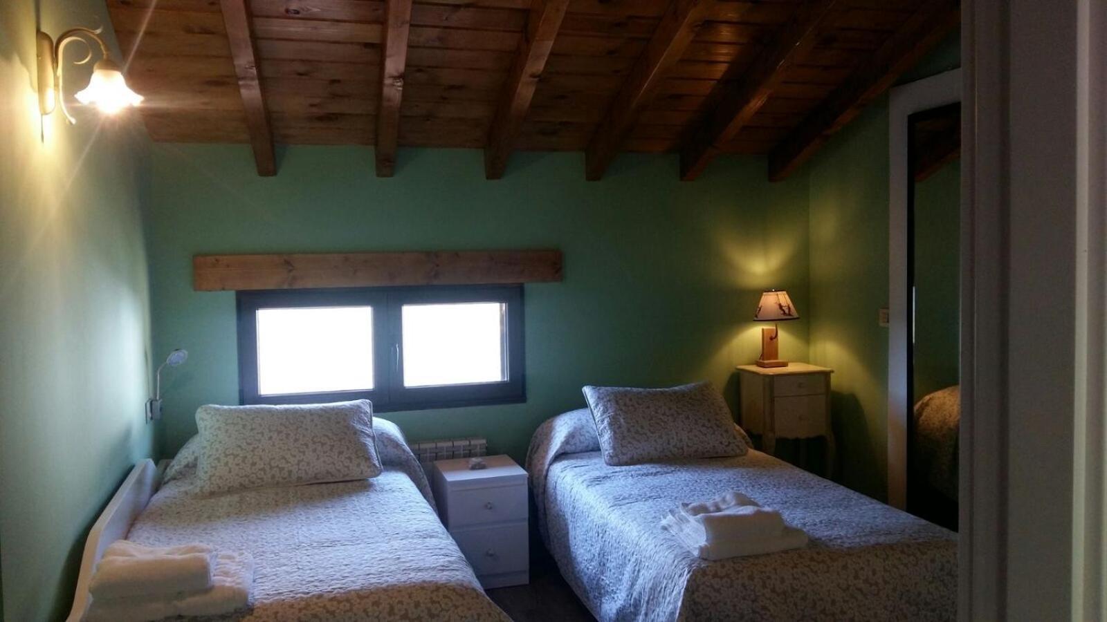 Apartamento Turistico Casas De Manuel La Pola de Gordon エクステリア 写真