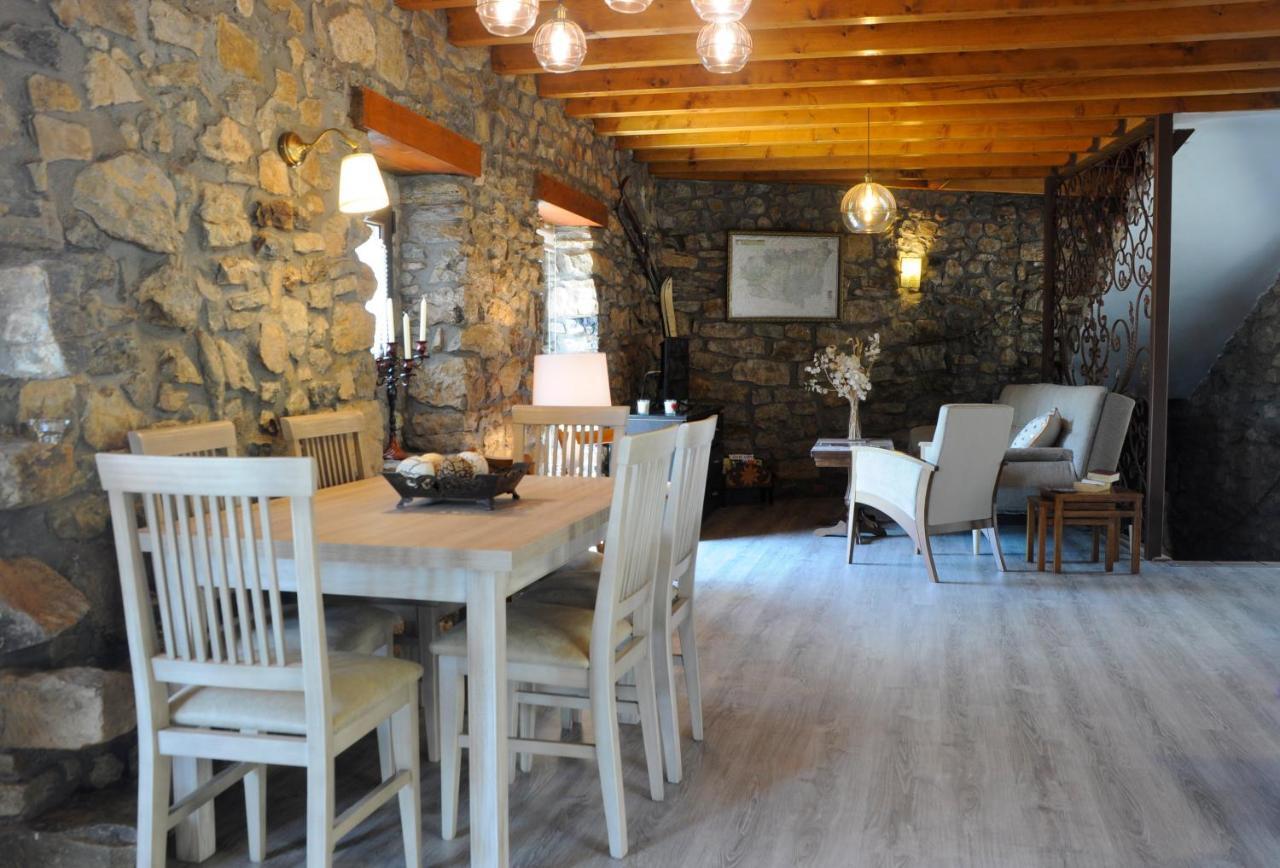 Apartamento Turistico Casas De Manuel La Pola de Gordon エクステリア 写真